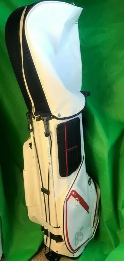 Hardly Used Tommy Hilfiger 85 6 Division Golf Stand Carry Golf Clubs Bag -Golf Clubs Sales 32 a8566539 4fa8 4a4c ac47 c07cdcc825fd