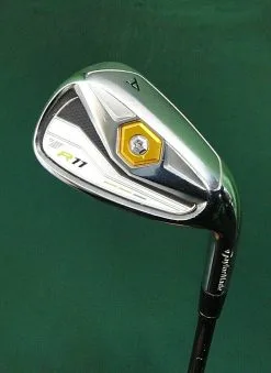 Lincs_golf TaylorMade R11 Japan Model A Wedge Regular Graphite Shaft TaylorMade Grip
